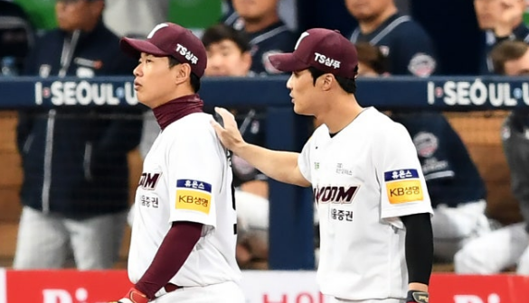 ⚾ [MLB] 송성문, 김하성 조언 받고 샌디에이고 선택…유틸리티 경쟁 계속