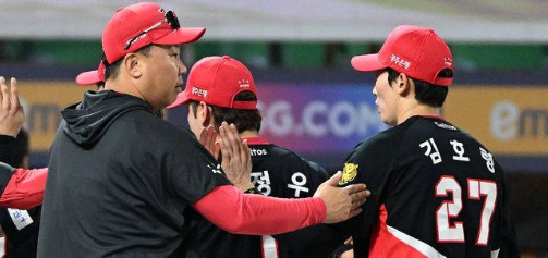 ⚾ [KBO] 김호령, 커리어 하이로 FA 가치 상승…이범호 감독도 계약 독려