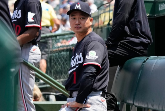 ⚾ [MLB] 고우석, 1사 만루 무실점 탈출…평균자책점 3.00