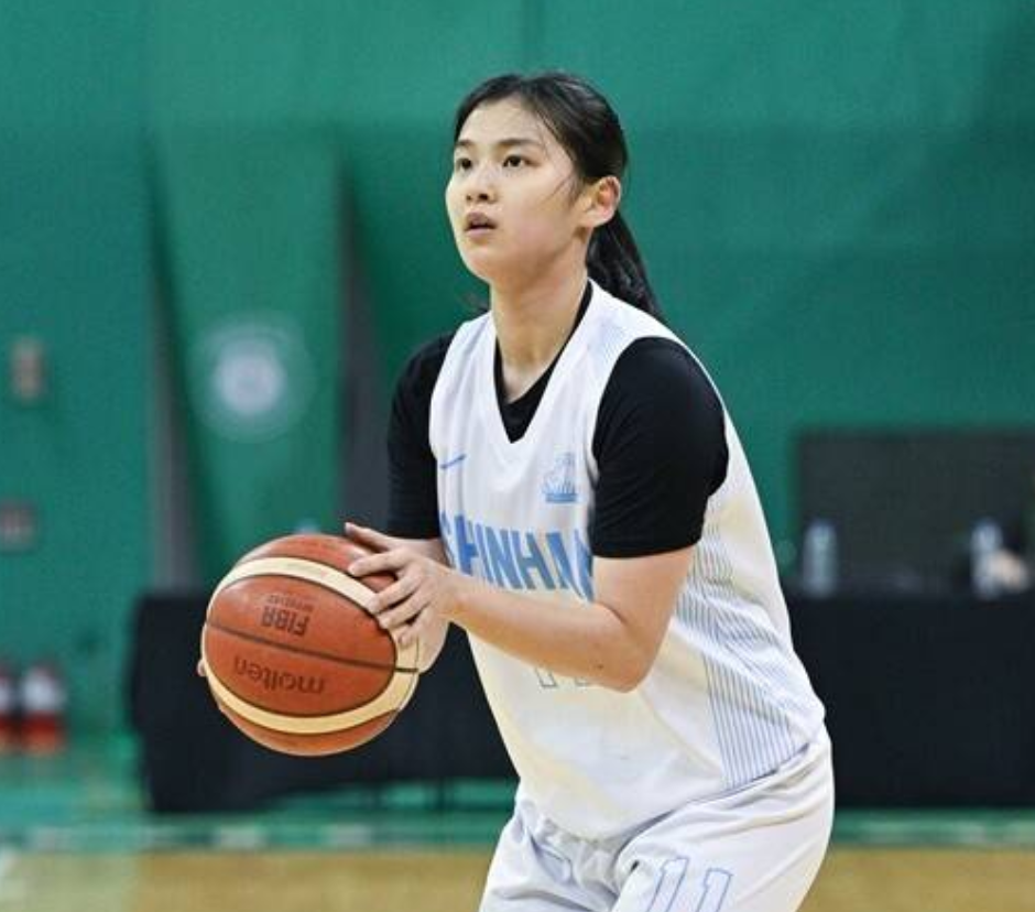 🏀[WKBL 퓨처스리그] 허유정 21점 폭발…신한은행, 일본 대학선발 꺾고 4강 진출