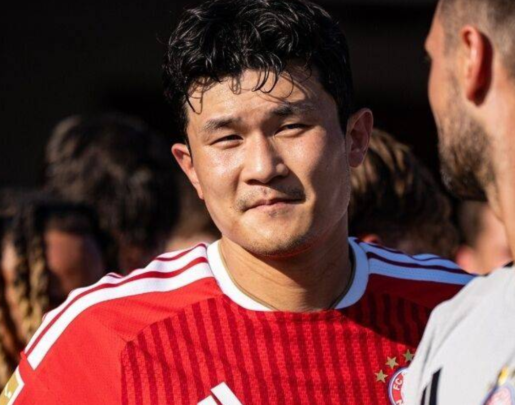 ⚽ [해외축구] 김민재, 이적설에 잔류 의지…“남아서 주전 경쟁할 것 같다”