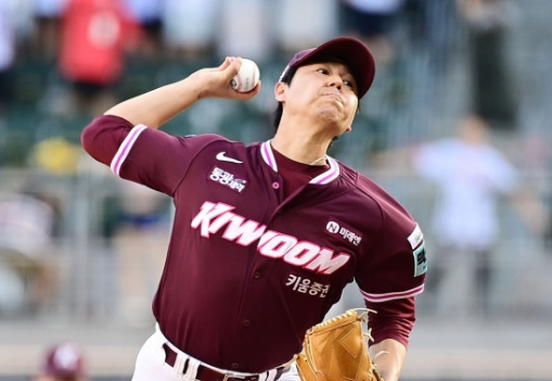 ⚾ [KBO] 하영민 6이닝 무실점…키움, LG 꺾고 2연승