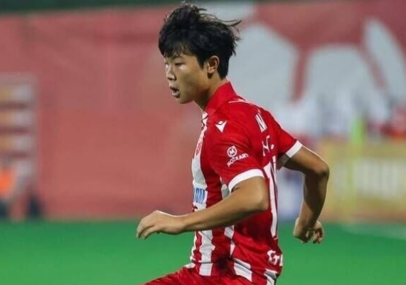 ⚽ [해외축구] 김예건 19분 만에 재교체…유럽 두 번째 경기의 쓴맛