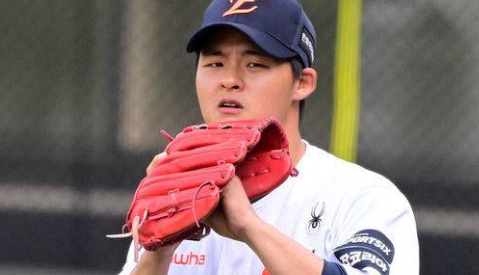 ⚾ [KBO] 손아섭 트레이드로 한화 온 이교훈, 우상 정우람에게 배우며 새 목표 품었다