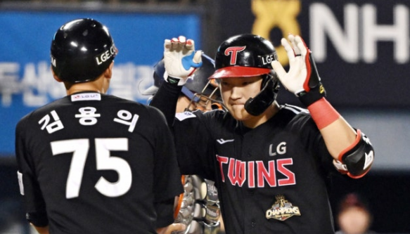 ⚾ 문정빈 16호포, 밀어쳐 잠실 넘겼다