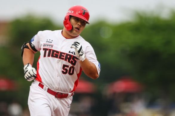 ⚾ [KBO] 박상준 140m 초대형 홈런, 2군서 다시 터진 거포 본능