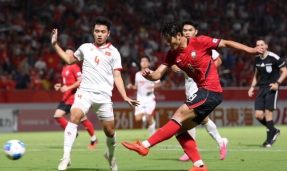 ⚽ [아시안게임] 이영준 멀티골, 한국 베트남 4-0 완파·4강 진출