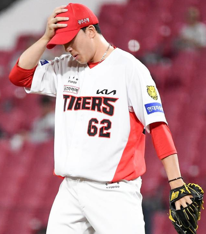 KT, KIA 3연전 싹쓸이로 4연승…힐리어드 41호·김현수 결승포, 1위 매직넘버 ‘5’