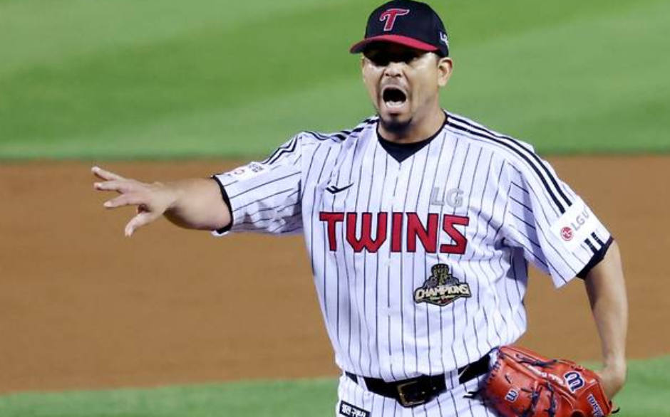 ⚾ [KBO] 카라스코 첫 가을 승리, 비행기까지 바꾼 옛 동료들이 함께했다